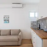 Magnolia Center Apartment *