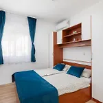 Apartment Magnolia Center Makarska