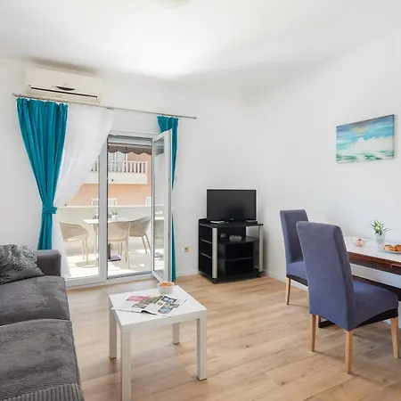 Magnolia Center Apartament *