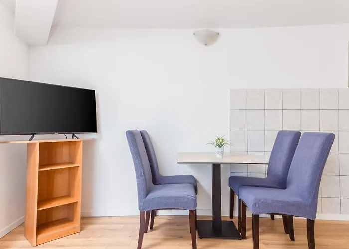 Magnolia Center Makarska