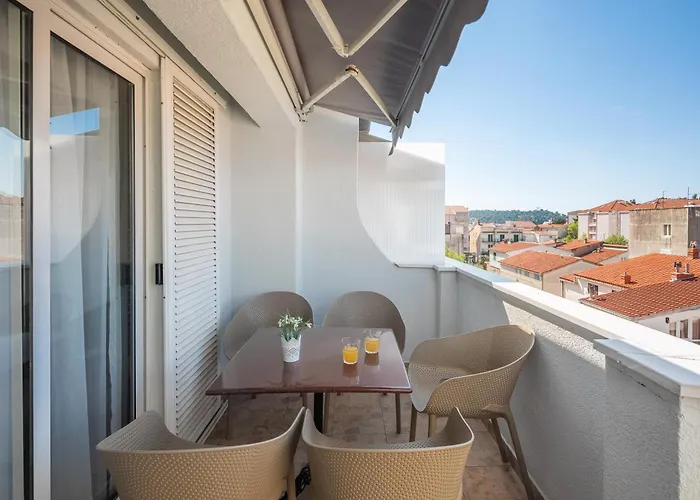 Апартаменти Magnolia Center