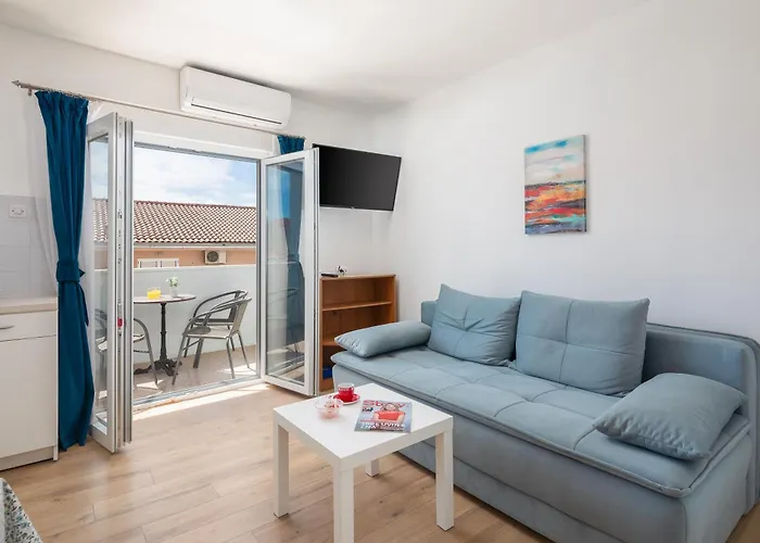 Апартаменти Magnolia Center Макарська