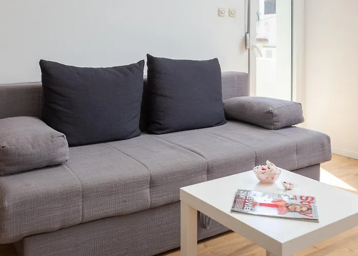 Magnolia Center * Макарська