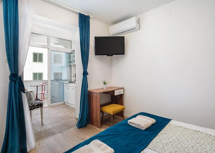 Daire Magnolia Center Makarska