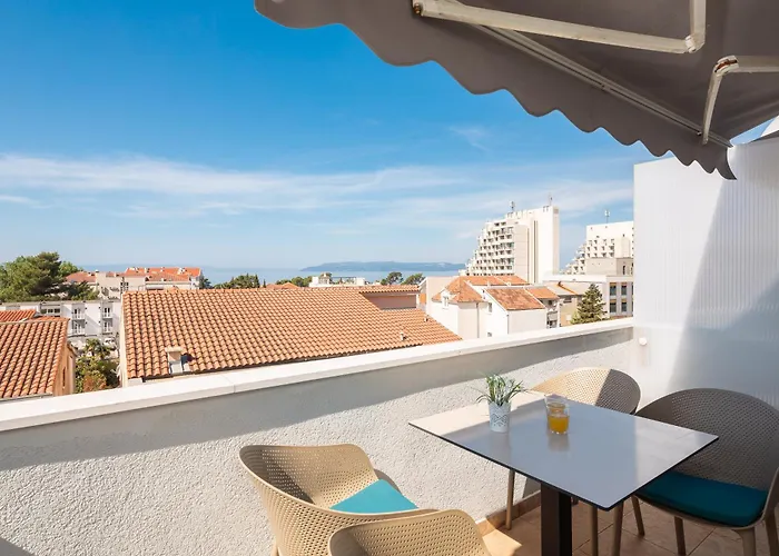 Daire Magnolia Center Makarska