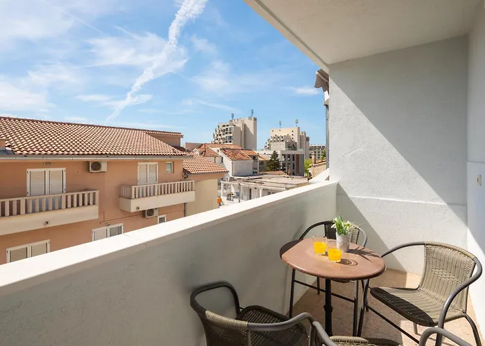 Magnolia Center * Макарська