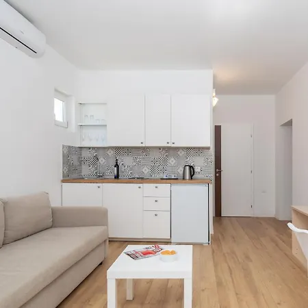 Magnolia Center Makarská